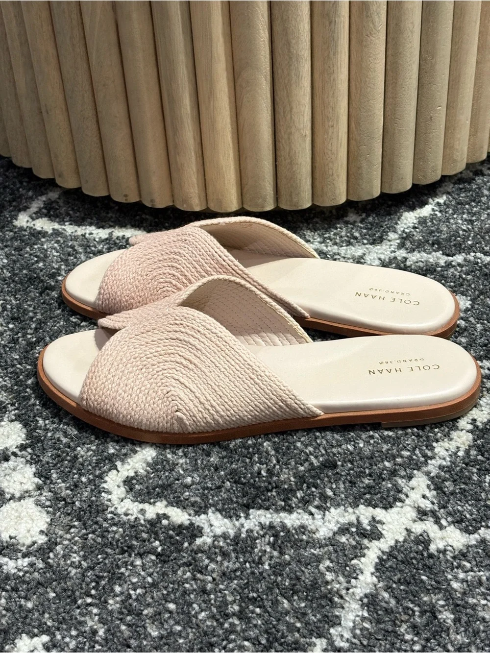 Cole Haan Womens Slide Sandals - Size 9B - Blush Pink Woven - Like New